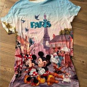Paris Disney Vintage Epcot T shirt